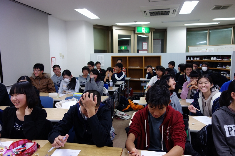 冬期講習初日はクリスマス会!_d0116009_943355.jpg