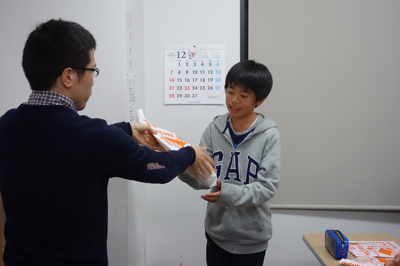 冬期講習初日はクリスマス会!_d0116009_9443890.jpg
