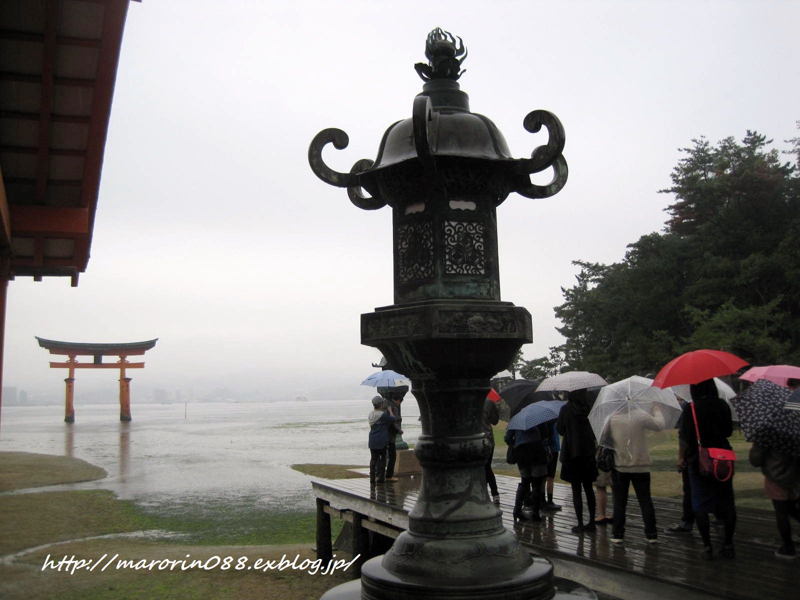 ～11月の旅行。（厳島神社　散策）_b0203919_10395953.jpg