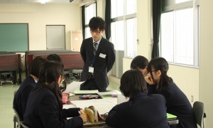 新潟県立五泉高等学校にて３つのワークショップを行ないました。_c0167632_18294780.jpg