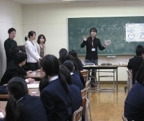 新潟市立赤塚中学校においてワークショップ『これからの<不平等>の話をしよう』を実施しました。_c0167632_1854532.jpg