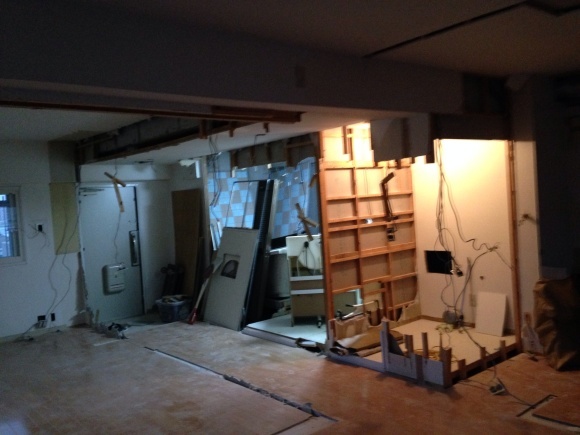 大阪市北区にて分譲マンション室内改修工事が始まります。_f0300358_10353055.jpg