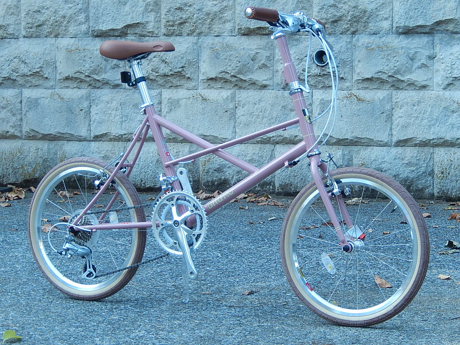 3月20日 渋谷 原宿 の自転車屋 FLAME bike前です_e0188759_161681.jpg