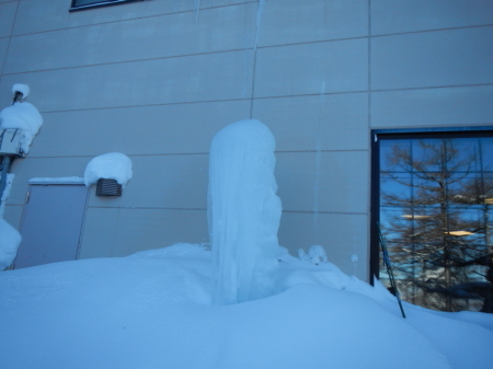 氷のオブジェ_e0120896_06311421.jpg