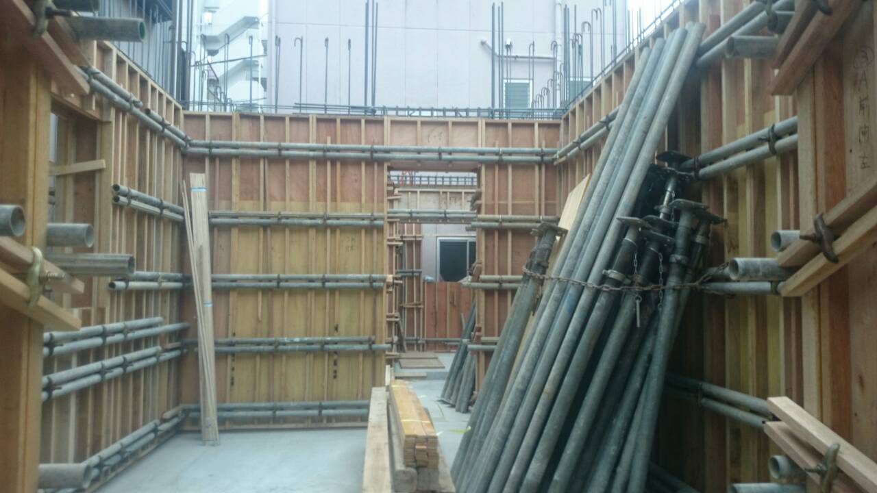 建築請負のご相談の際は是非弊社で。_b0246953_19352856.jpg