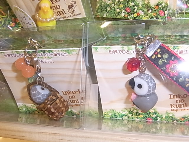 東急ハンズ梅田店インコと鳥の雑貨展たっぷり新着！_d0322493_153455.jpg