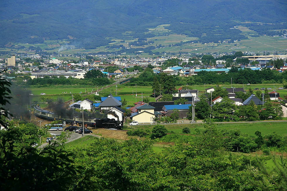6月の日射しを思い出す - 磐越西線 - _b0190710_0341047.jpg