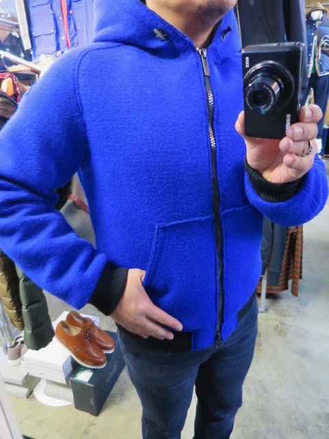 add ・・・ 今季のNEW DOWN JACKET!♪! イカしてますョ(^^♪、、(再・訂正版)_d0152280_33586.jpg