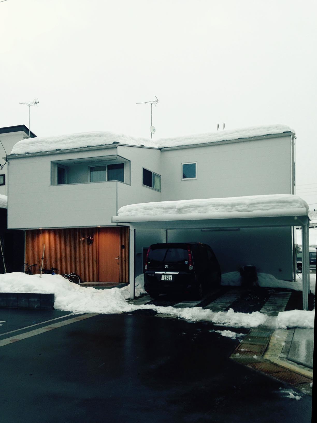 2階ホールに飾ってあったもの_b0349892_05150919.jpg