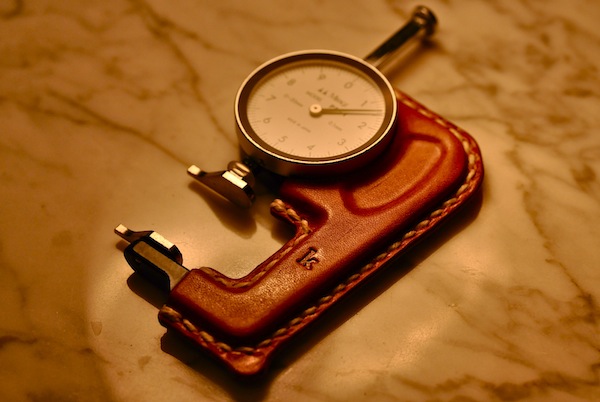 leather work_b0172633_18331131.jpg