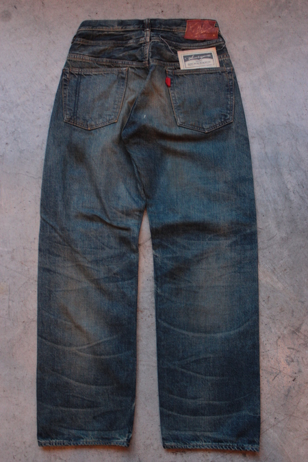 ANACHRONORM α ANB-001 ANB-001 α : mambo