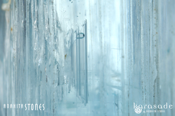 水入りアクアマリン結晶（アフガニスタン産） : 石の音