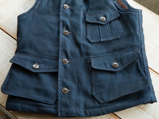 Air Crew Attached Hood Vest : Amboy アンボイでの出来事