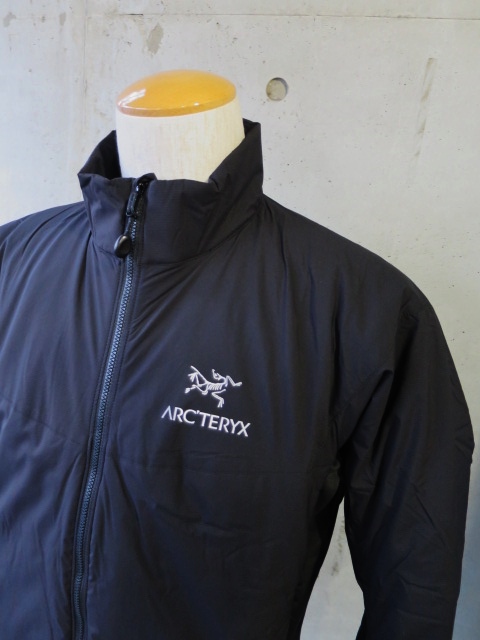 やはり大人気！★？　ARK\'TERYX ･･･ ATOM STAND JACKET (NEW)！★！_d0152280_136145.jpg