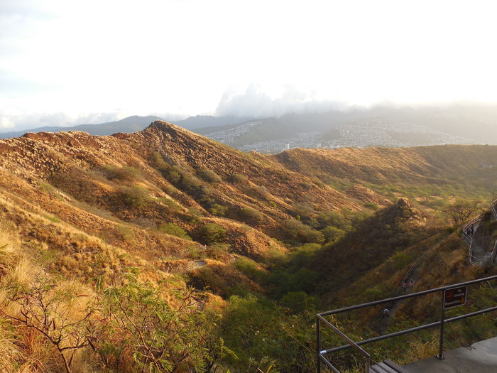 早朝のダイヤモンドヘッド登山 in ハワイ_d0116009_20201119.jpg