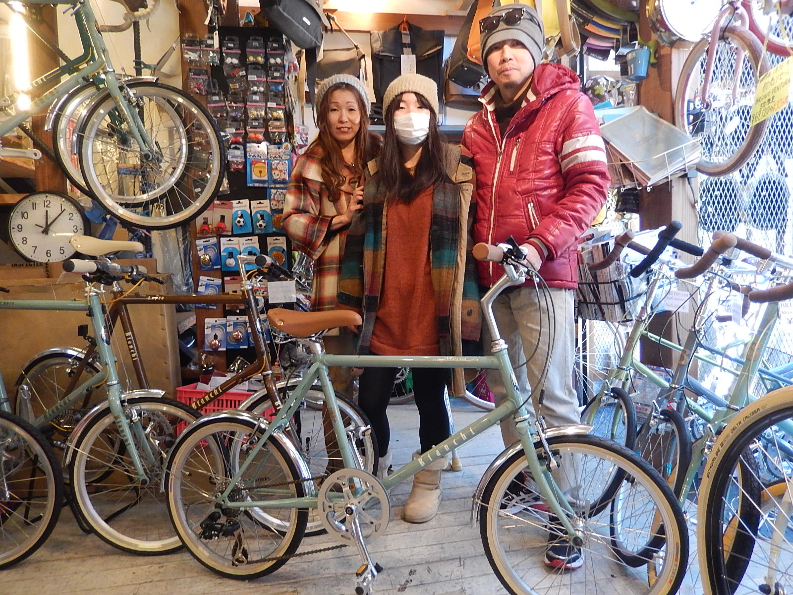 12月28日　渋谷　原宿　の自転車屋　FLAME bike前です_e0188759_1315829.jpg