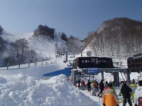 おお、シーハイル!人生最後のスキーだぜ。_c0118393_16354437.jpg