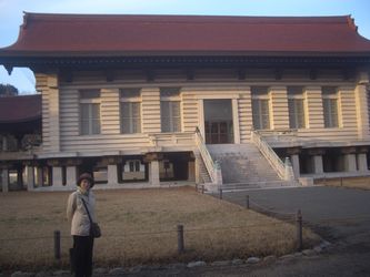 師走の神宮美術散歩 と フライング初詣_b0044404_1404171.jpg