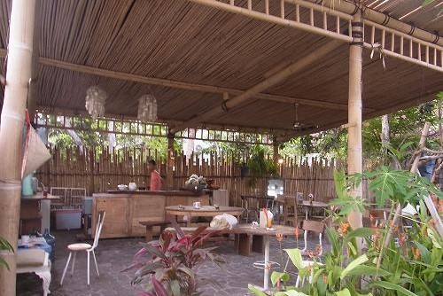 Indotopia でフォーを食べる @ Jl.Pantai Berawa, Canggu (\'14年10月)_f0319208_2336742.jpg