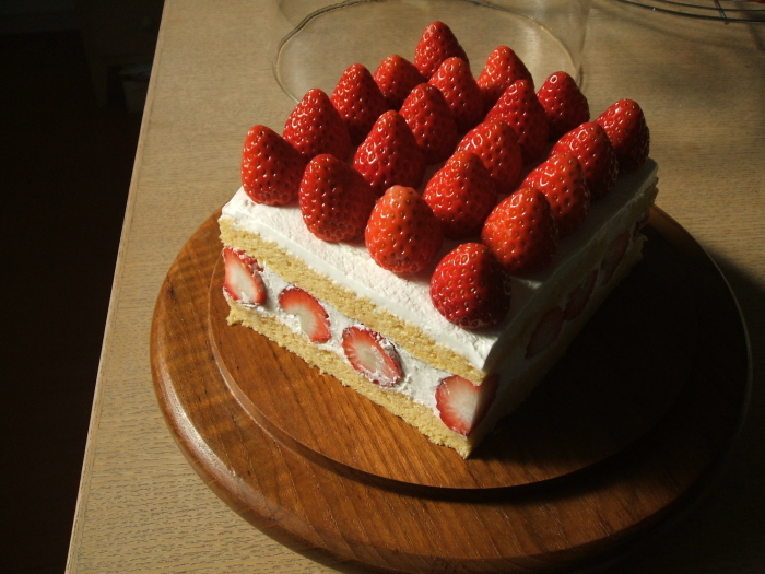 苺のショートケーキ_f0192820_18413747.jpg