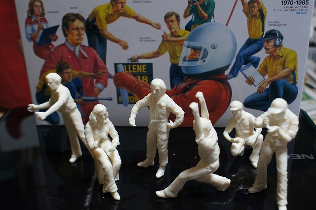 タミヤ モータースポーツチーム 1 製作記その1 すいすいストリーマー