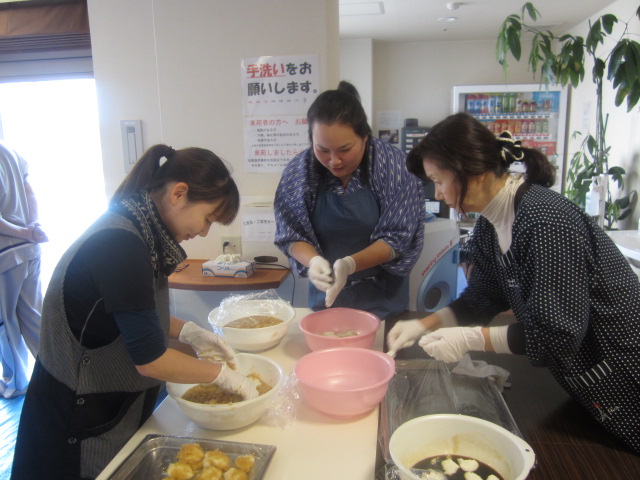 ~餅つき大会~_e0191174_1782794.jpg