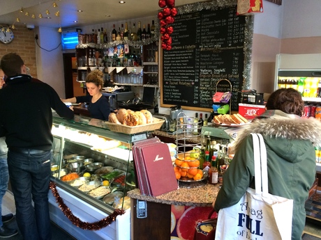 London 30, 12, 2014 - パリからロンドン年末旅行④ロンドンタクシー、セント・パンクラス駅_a0231632_610531.jpg