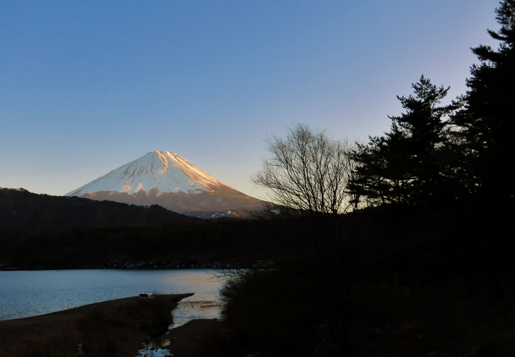 暮れゆく富士山_b0083801_23374523.jpg