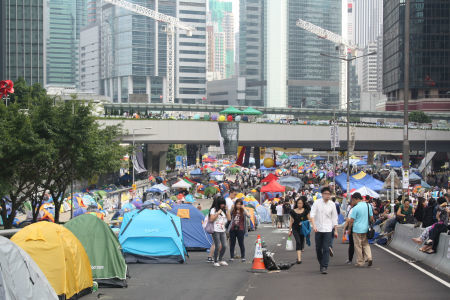 香港デモの中を。_b0320746_15355054.jpg