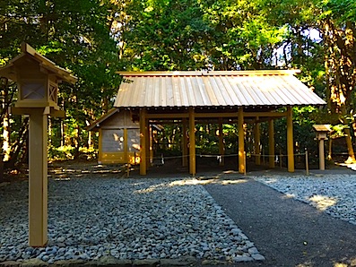 イザイホー 2⃣ 十字の霊力_a0300530_12412328.jpg