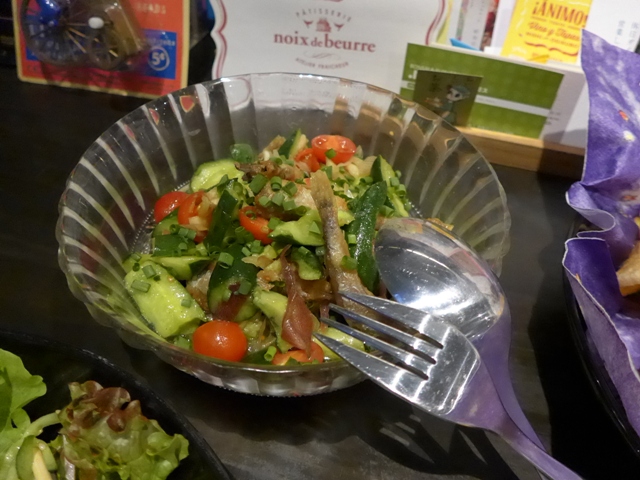 西荻窪「家庭料理とお酒 iitoco イイトコ」へ行く。_f0232060_13174296.jpg