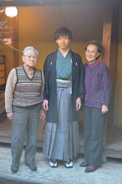 成人式前撮り 従兄弟の成長^^_d0230676_11162644.jpg