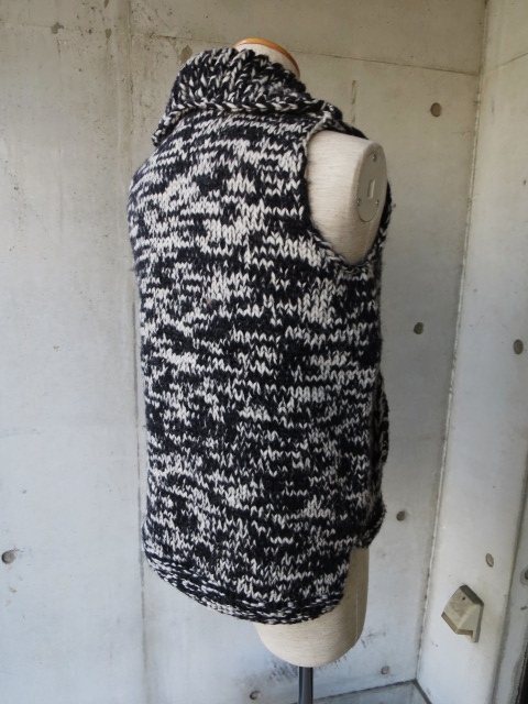CANADIAN SWEATER 別注MELANGE ZIP KNIT VEST ・・・ また後で!★??_d0152280_9391179.jpg