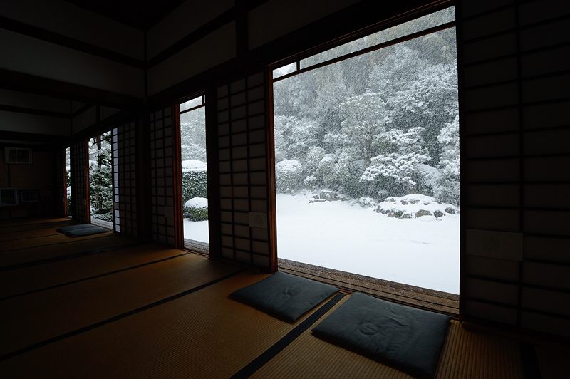 元旦雪景色!@東福寺塔頭 芬陀院_f0032011_2053393.jpg