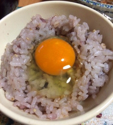 お正月に縁起物！初卵です_c0331246_09480604.jpg