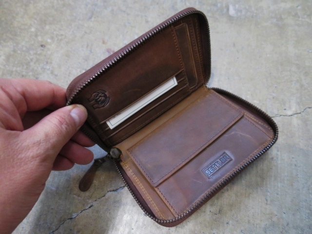 SETTLER ・・・ 各種LEATHER WALLET 色々と入荷してます。。。春財布ですョ★★★_d0152280_15493559.jpg