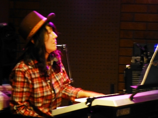 2014年のカラフル年末2デイズライブ、初日のライブレポ♪_e0188087_010764.jpg