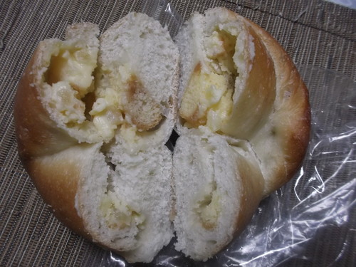 カリンベーグル ふじりんごクリーム_f0076001_2216205.jpg