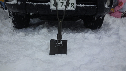 全員で滑って転んで泣いて笑った雪遊び 3日目_c0120834_09131347.jpg