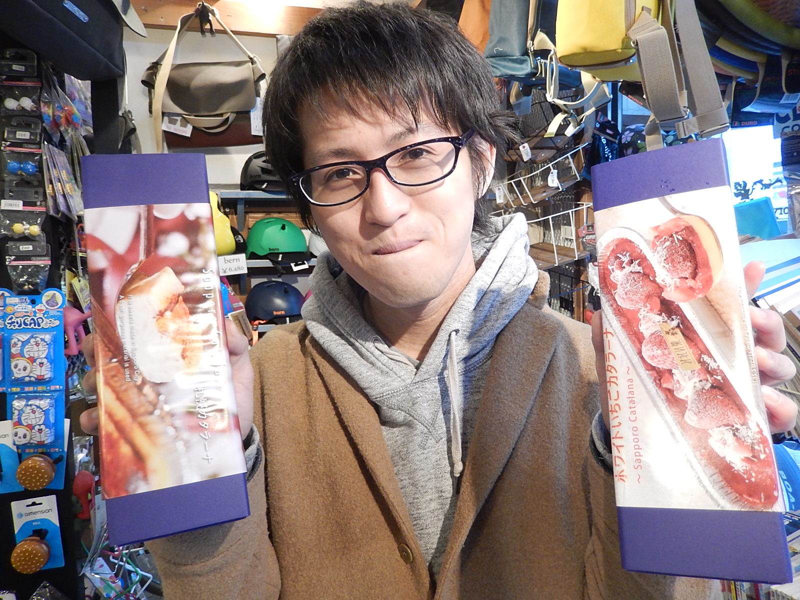 1月8日 渋谷 原宿 の自転車屋 FLAME bike前です_e0188759_1742010.jpg