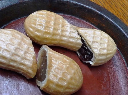 千葉の最中 オランダ家の 落花生最中 となごみの米屋の ぴーなっつ最中 染織iwasaki のある日 千葉の最中 オランダ家の 落花生最中 となごみの米屋の ぴーなっつ最中 染織iwasaki のある日