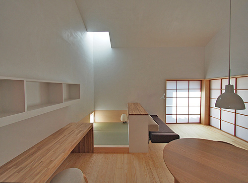 三重・鈴鹿 内に外を持つ家_b0014003_16143381.jpg