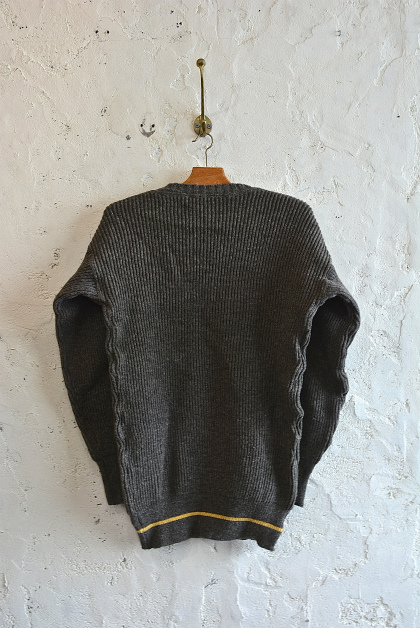 Swedish navy 40\'s v-neck knit dead stock_f0226051_15284714.jpg