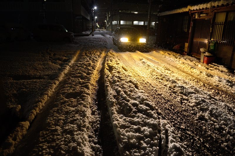 町角寸景・大雪の夜　其の二_f0032011_18565355.jpg