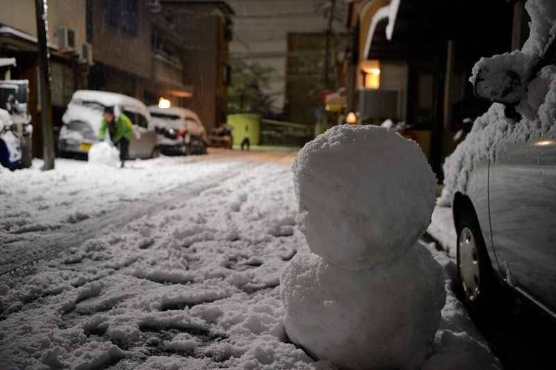 町角寸景・大雪の夜 其の二_f0032011_1856940.jpg