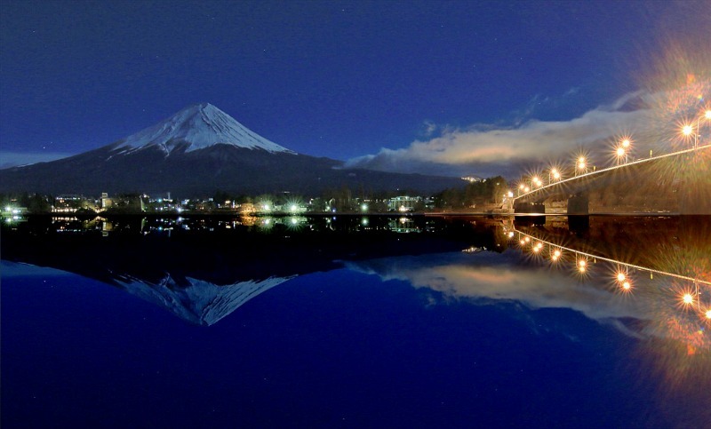 月光の河口湖大橋_a0188405_23163686.jpg