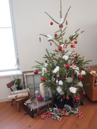 クリスマスの飾りつけ_a0335560_03004924.jpg
