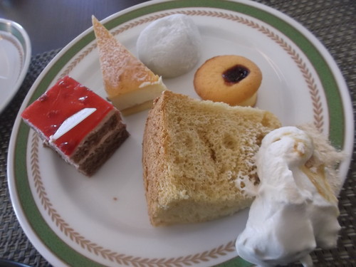 川崎日航ホテル 夜間飛行 新春スイーツブッフェ_f0076001_2183956.jpg