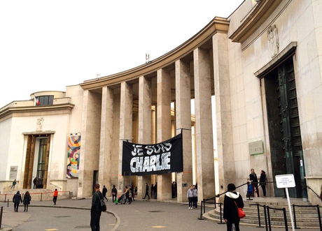 Palais de Tokyo ＃JeSuisCharlie　- パレ・ド・トーキョーにアーティストが集合_a0231632_17223472.jpg