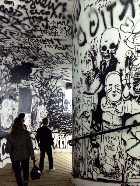 Palais de Tokyo ＃JeSuisCharlie　- パレ・ド・トーキョーにアーティストが集合_a0231632_21461068.jpg